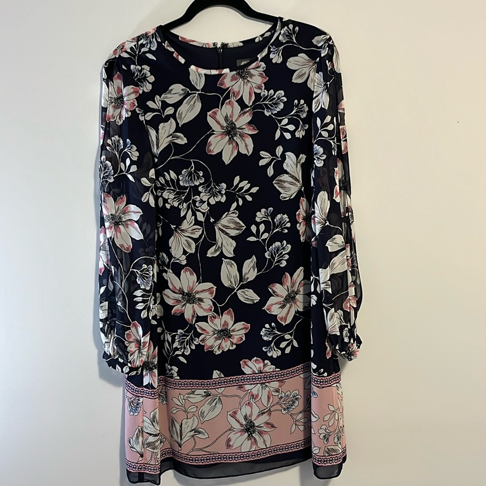Vince Camuto Dress